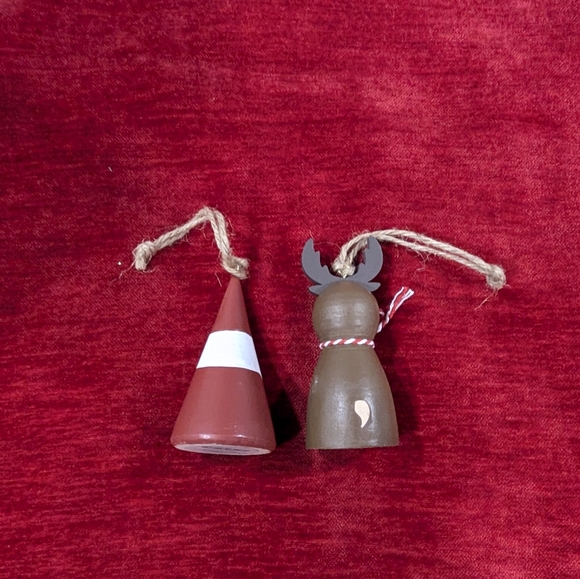 Rudolph Santa Wooden Ornament Set - Picture 3 of 6